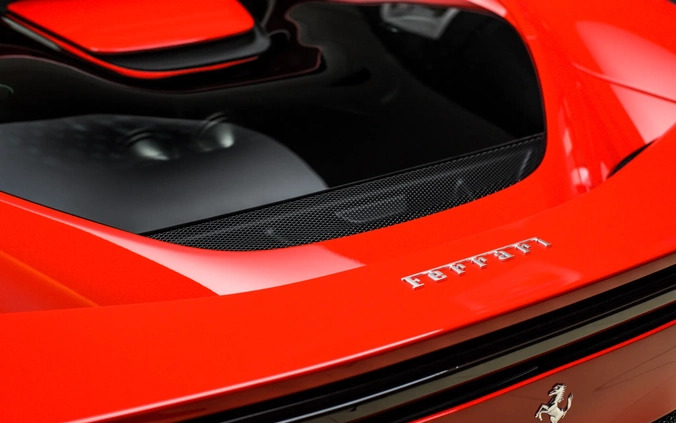 Ferrari 296 GTB cena 409000 przebieg: 542, rok produkcji 2023 z Barlinek małe 562